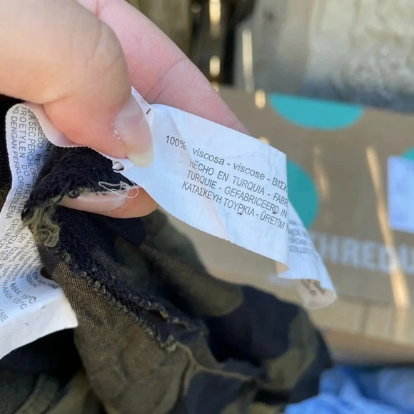 ZARA GREEN AND BLACK FLANNEL - Picture 5 of 5